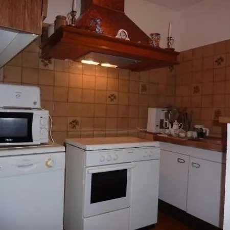 House De Prades Holiday home